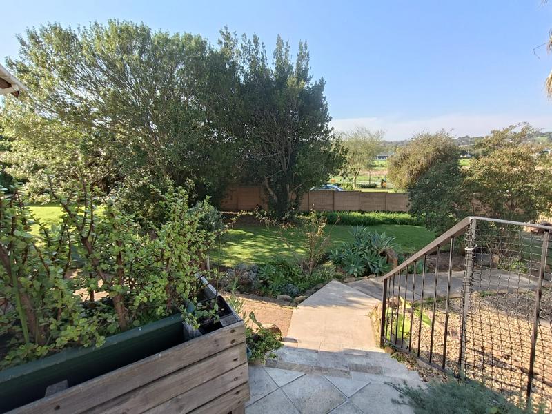 4 Bedroom Property for Sale in Door De Kraal Western Cape